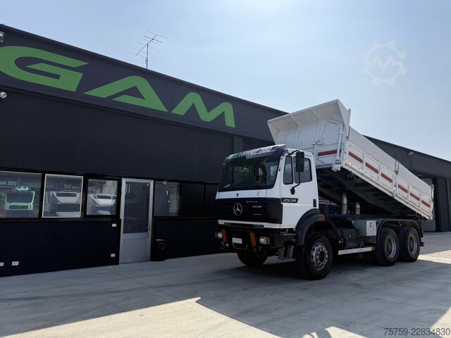 Basculantă Mercedes-Benz SK 2538K 6x4 Kipper 14cbm Manualgetriebe