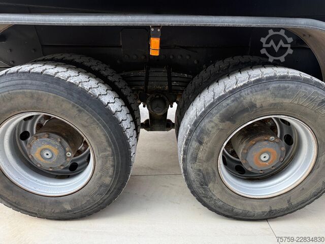 Basculantă Mercedes-Benz SK 2538K 6x4 Kipper 14cbm Manualgetriebe