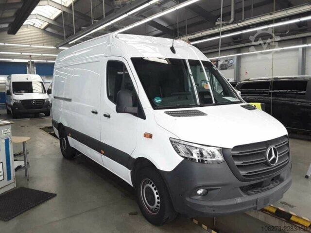 Varevogn Mercedes-Benz Sprinter 317 CDI,L2H2,Automatik,Kamera,Navi