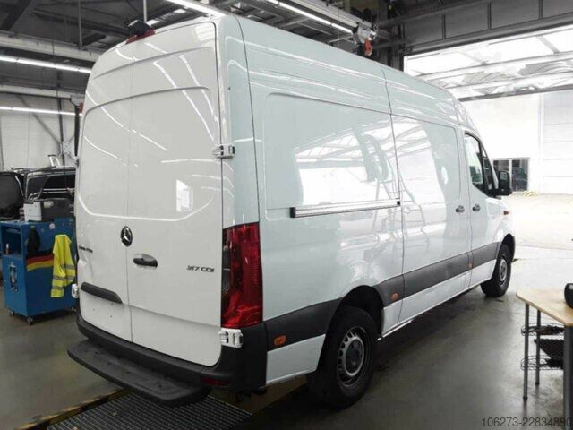 Varevogn Mercedes-Benz Sprinter 317 CDI,L2H2,Automatik,Kamera,Navi