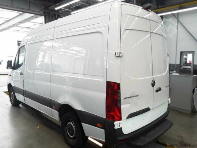 Varevogn Mercedes-Benz Sprinter 317 CDI,L2H2,Automatik,Kamera,Navi