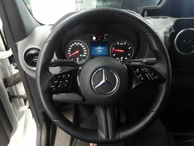 Varevogn Mercedes-Benz Sprinter 317 CDI,L2H2,Automatik,Kamera,Navi