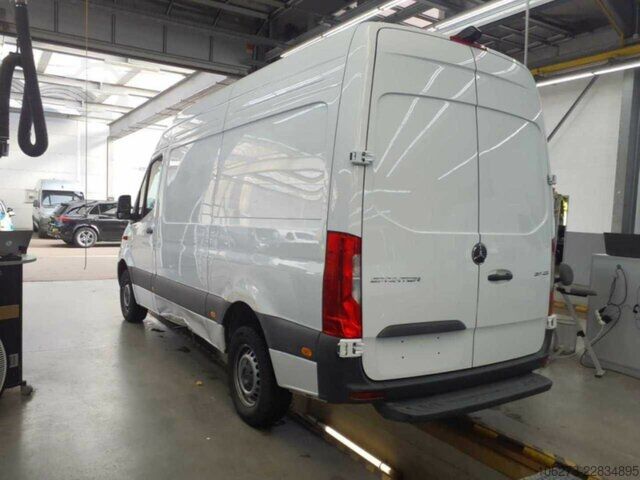 Varevogn Mercedes-Benz Sprinter 317 CDI,L2H2,Automatik,Kamera,Navi