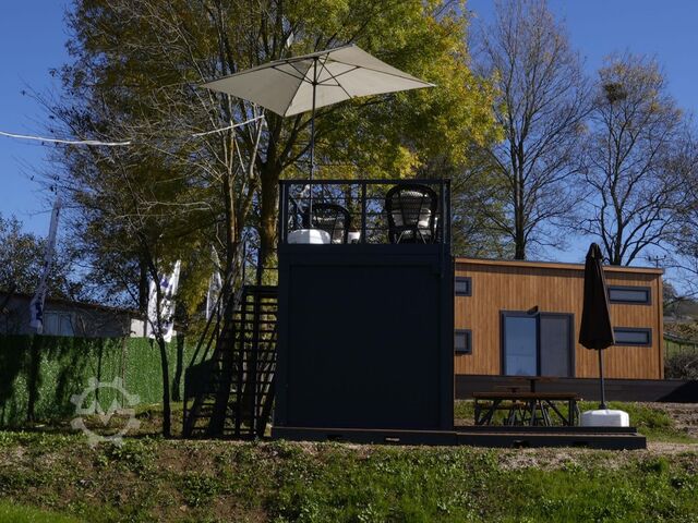 Lakókonténer Wolf Tiny Cafe Haus mit Veranda Bürocontainer