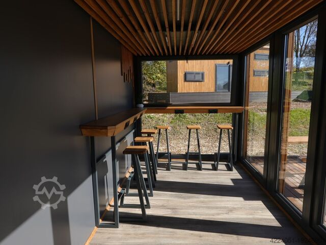 Container rezidențial Wolf Tiny Cafe Haus mit Veranda Bürocontainer