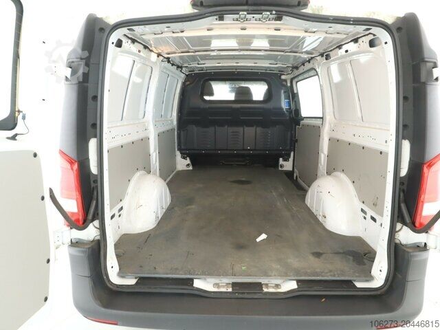 Furgone personalizzato Mercedes-Benz eVito 111 KA,lang,3 Sitzer,Heckflügeltüren