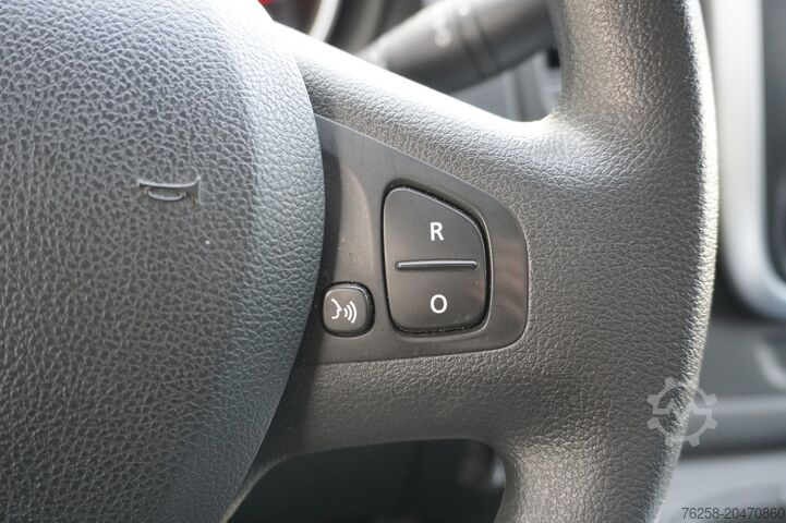 Bestelbus Renault Trafic 2.0 dCi 120PK EURO 6 - Airco - Navi - Cr...