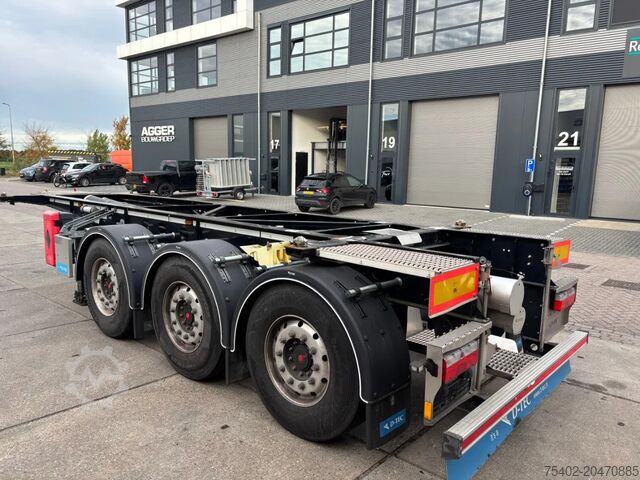 Μεταφορά εμπορευματοκιβωτίων D-TEC CC-20-3-T / 20 FT ADR Tank Chassis / SAF Disc