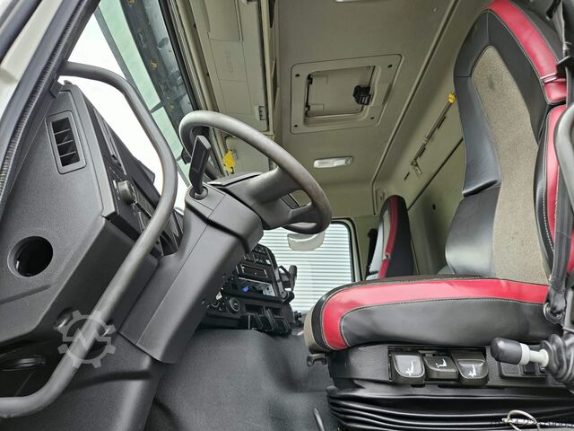 Tresidig tippbil Volvo FMX 460 8x4 Bordmatik