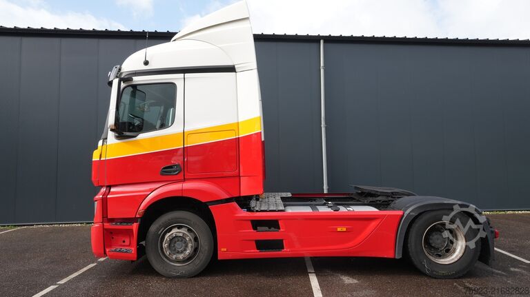 Padrão-SZM Mercedes-Benz Actros 1942 tractor unit