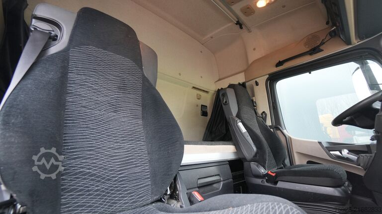 Padrão-SZM Mercedes-Benz Actros 1942 tractor unit