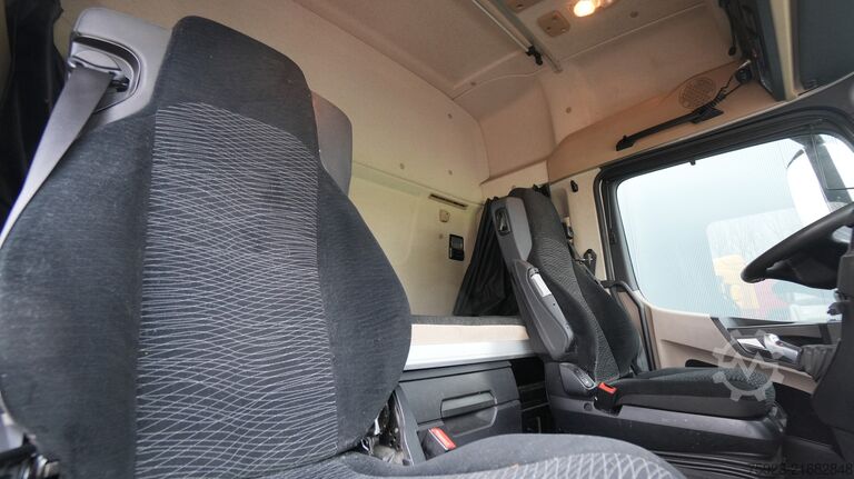 Padrão-SZM Mercedes-Benz Actros 1942 tractor unit