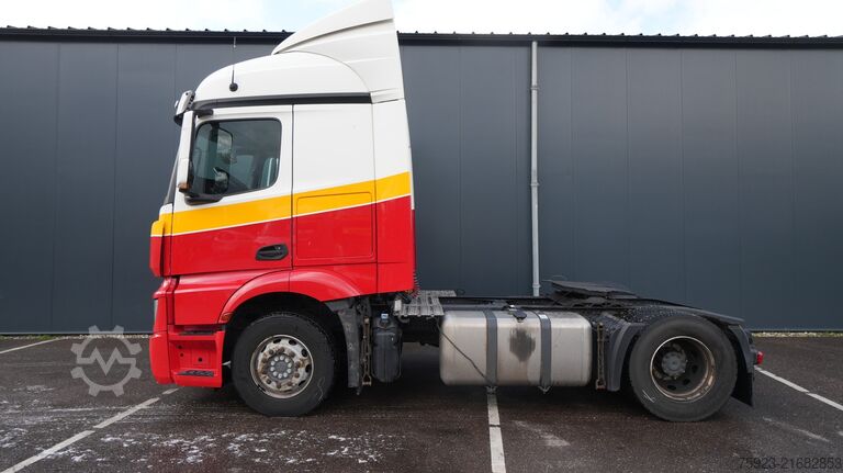 Padrão-SZM Mercedes-Benz Actros 1942 tractor unit