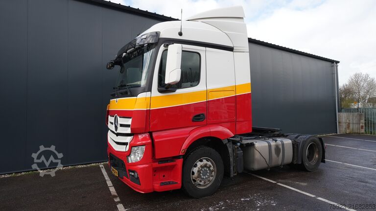Padrão-SZM Mercedes-Benz Actros 1942 tractor unit