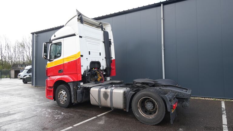 Padrão-SZM Mercedes-Benz Actros 1942 tractor unit