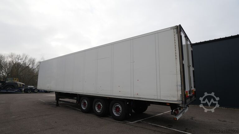 Trasporto refrigerato/congelato Schmitz Cargobull Refrigerated trailer