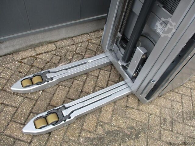 Hoogheffende palletwagen STILL EXV14iC