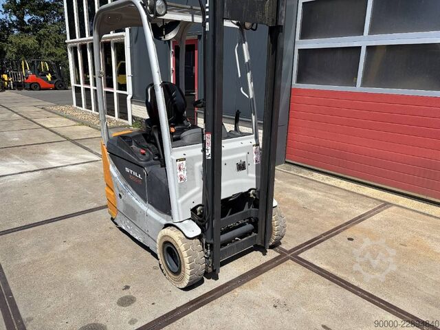 Carrello elevatore Still RX 50-15 1500kg Triplo / sideshift