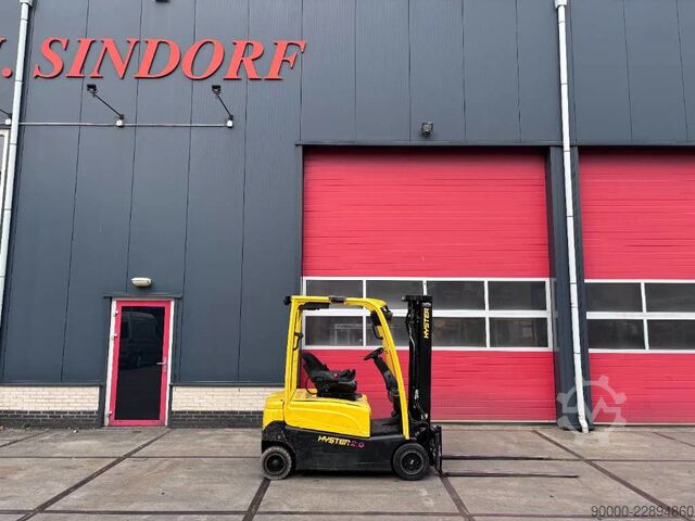 Chariot élévateur Hyster J2.0 XN LWB 2000 kg triplo/sideshift/ spreader
