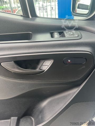 Dubă cu acoperiș înalt MERCEDES-BENZ Sprinter 314 6G KLIMA NAVI MBUX KAMERA 3SITZ AHK