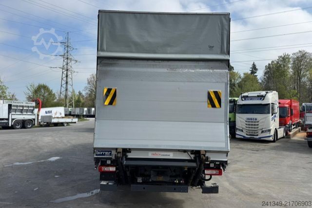 Platós teherautó ponyvával RENAULT T520 6x2