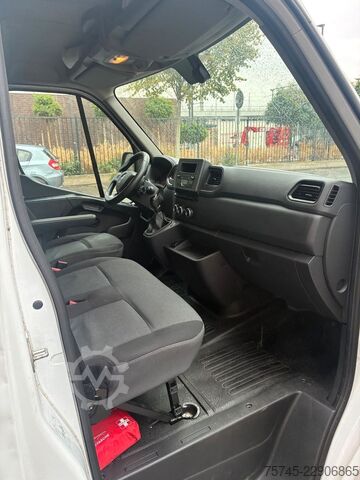 Panel kombi RENAULT MASTER 2,3 * PHARMA ZERTIFIKAT * KLIMA *