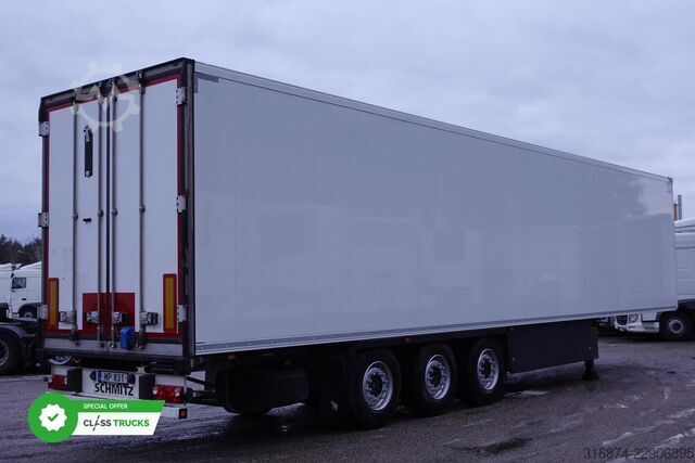 Semiremorcă frigorifică SCHMITZ CARGOBULL SKO FP 60 ThermoKing SLXi 300