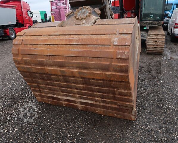 Bandgrävare Caterpillar 330