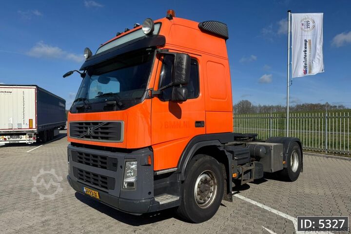 Standard-SZM Volvo FM 390 Globetrotter, Euro 5