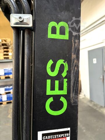 Električni viljuškar CESAB B 320