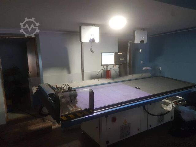 Mašina za sečenje tkanine ATOM FLASH CUT 888