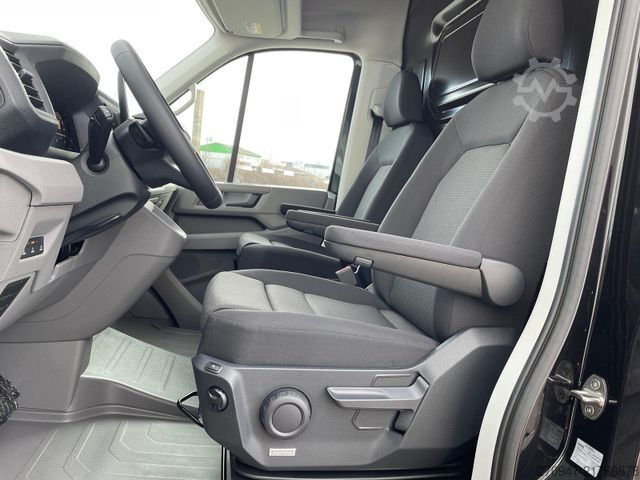 Panel van MAN TGE 3.180 L3H3 Kasten 4x4 STANDHZ ACC LENKRADHZ