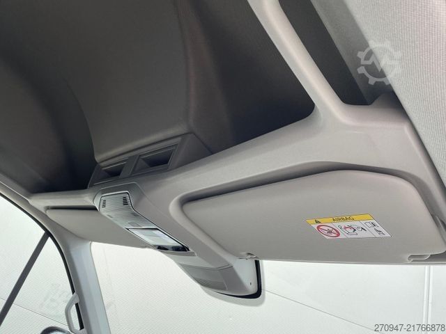 Panel van MAN TGE 3.180 L3H3 Kasten 4x4 STANDHZ ACC LENKRADHZ