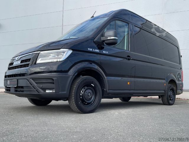 Panel van MAN TGE 3.180 L3H3 Kasten 4x4 STANDHZ ACC LENKRADHZ