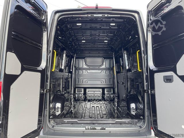 Panel van MAN TGE 3.180 L3H3 Kasten 4x4 STANDHZ ACC LENKRADHZ