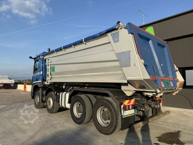 ανατρεπόμενο φορτηγό Mercedes-Benz Arocs 4145K Kipper 20cbm 8x4 40Ton Euro6