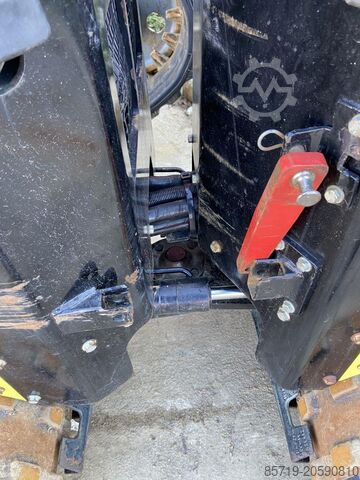 Role Ammann Rammax 1575 (1324)