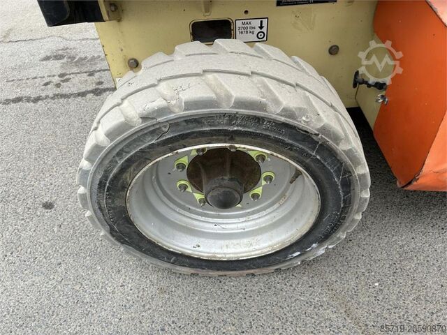 Ascensore a forbice JLG 4069 LE (3614)