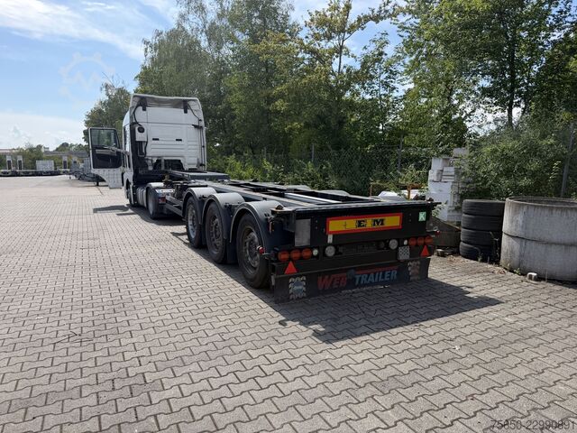 Semi-remorque à carrosserie interchangeable web trailer LPRS 24  3 Achs Container- Chassis incl. Generator TranscoolWenig Benutzt