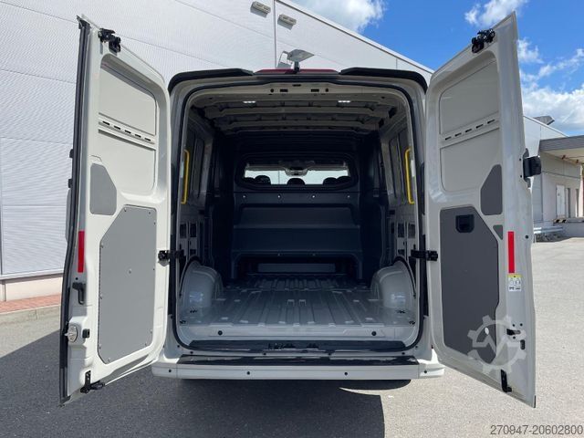 Skåpbil MAN TGE 3.200 L3H2 MIXTO 4x4 Individual S ACC STHZ