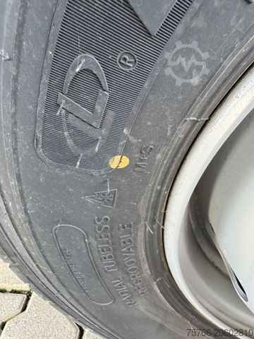 Furgón volquete trilateral MERCEDES-BENZ ATEGO 818 / 2 x AHK / ORIGINAL KM !