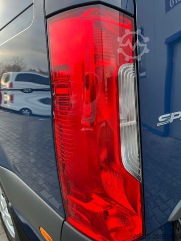 Furgoneta de caja alta MERCEDES-BENZ Sprinter 319 LANG V6 3,0 7G KLIMA 360° LED AHK