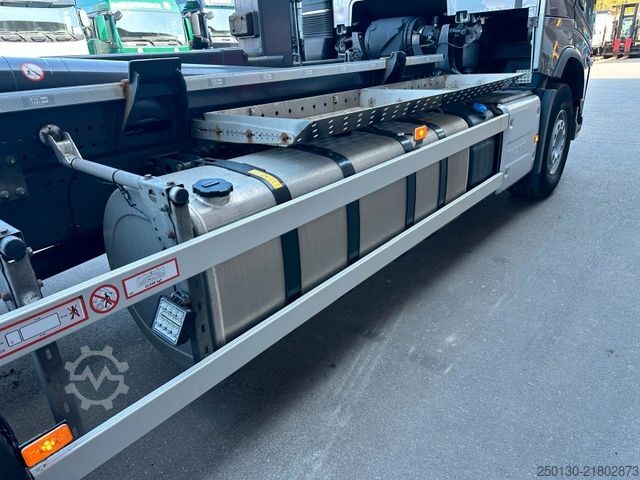 Abrollkipper VOLVO FH 750 6x2 BL VDL AK LUXUS AUSSTATTUNG