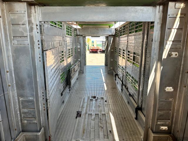 Semirimorchio per bestiame Finkl MultiLiner XXL/VSE/Ladelift/Tränke/Hubdach