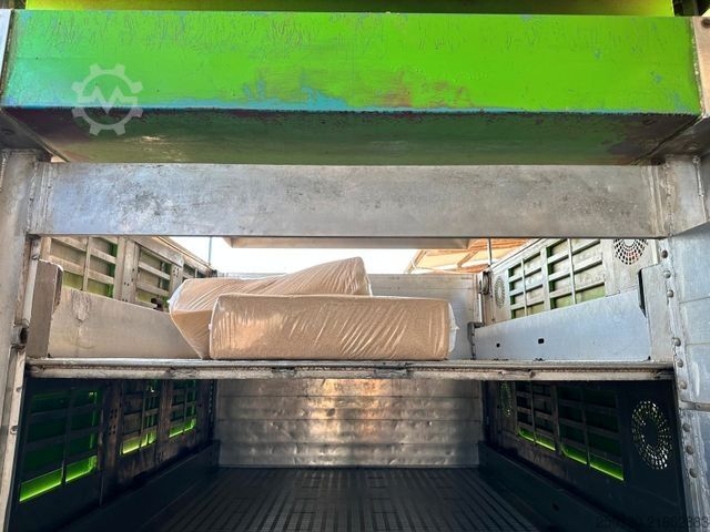 Semirimorchio per bestiame Finkl MultiLiner XXL/VSE/Ladelift/Tränke/Hubdach
