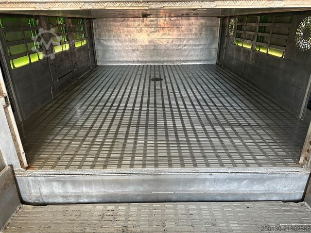 Semirimorchio per bestiame Finkl MultiLiner XXL/VSE/Ladelift/Tränke/Hubdach