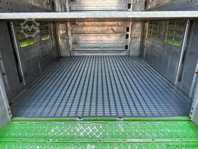 Semirimorchio per bestiame Finkl MultiLiner XXL/VSE/Ladelift/Tränke/Hubdach