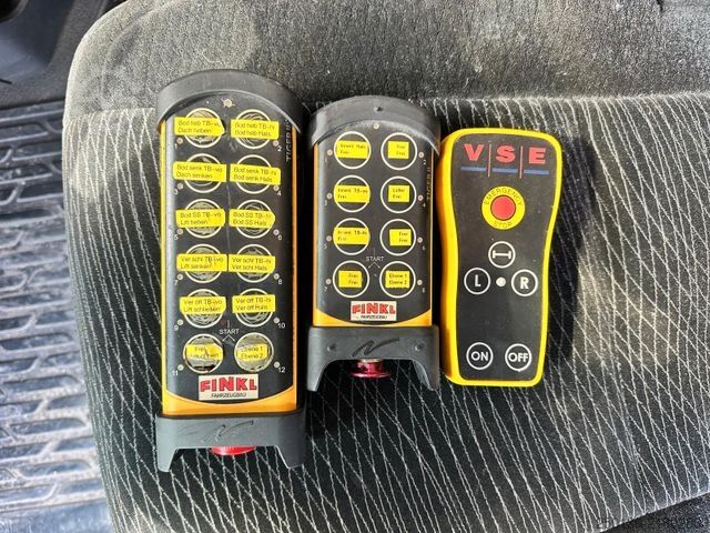 Semirimorchio per bestiame Finkl MultiLiner XXL/VSE/Ladelift/Tränke/Hubdach