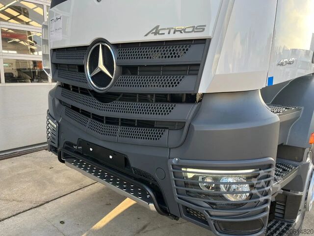 Standaard-SZM Mercedes-Benz Actros 4048 S 6x4 Tractor Head