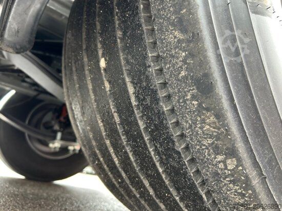 Alacsony rakodószintű pótkocsi MöSLEIN TANDEMKIPPER-TIEFLADER, 3 SEITENKIPPER MIT EINSCHUBRAMPEN